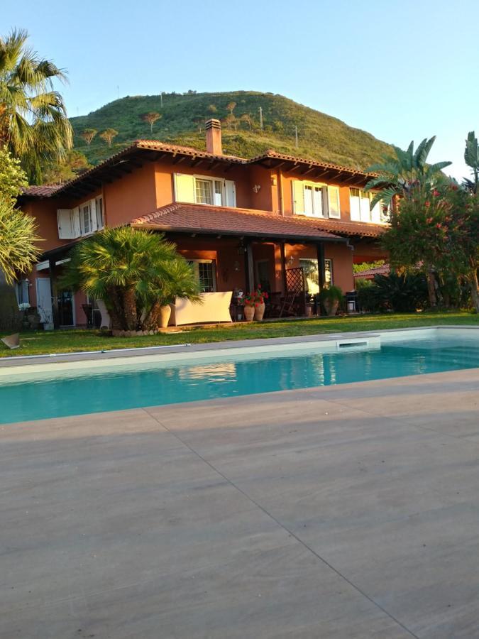 Villa Di Giorgi Apartments Чефалу Экстерьер фото